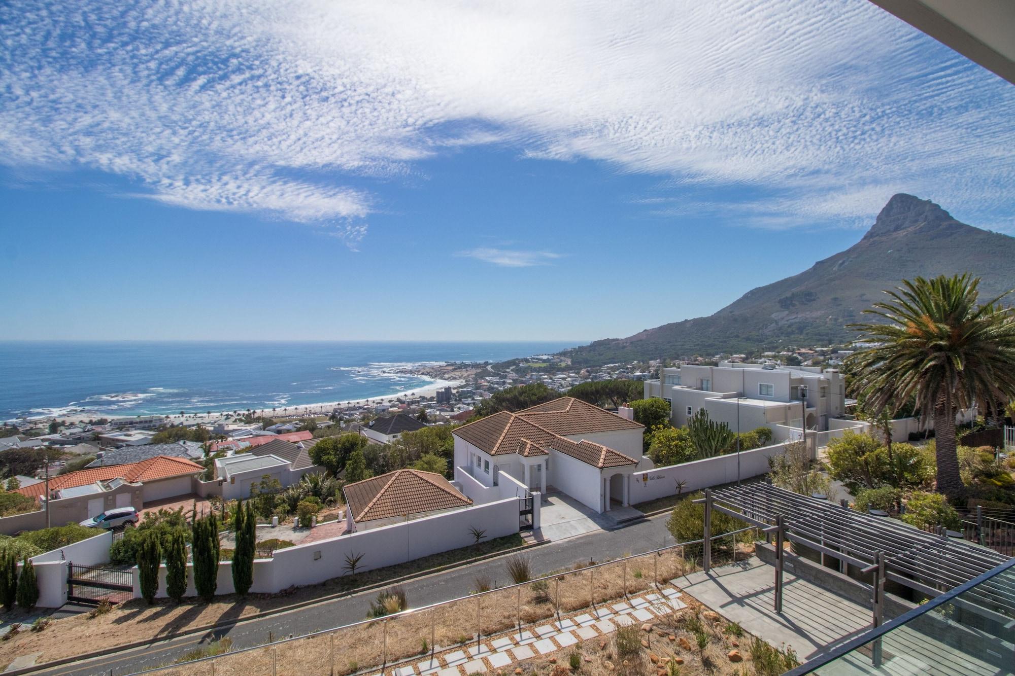 Aparthotel The Crystal 4*