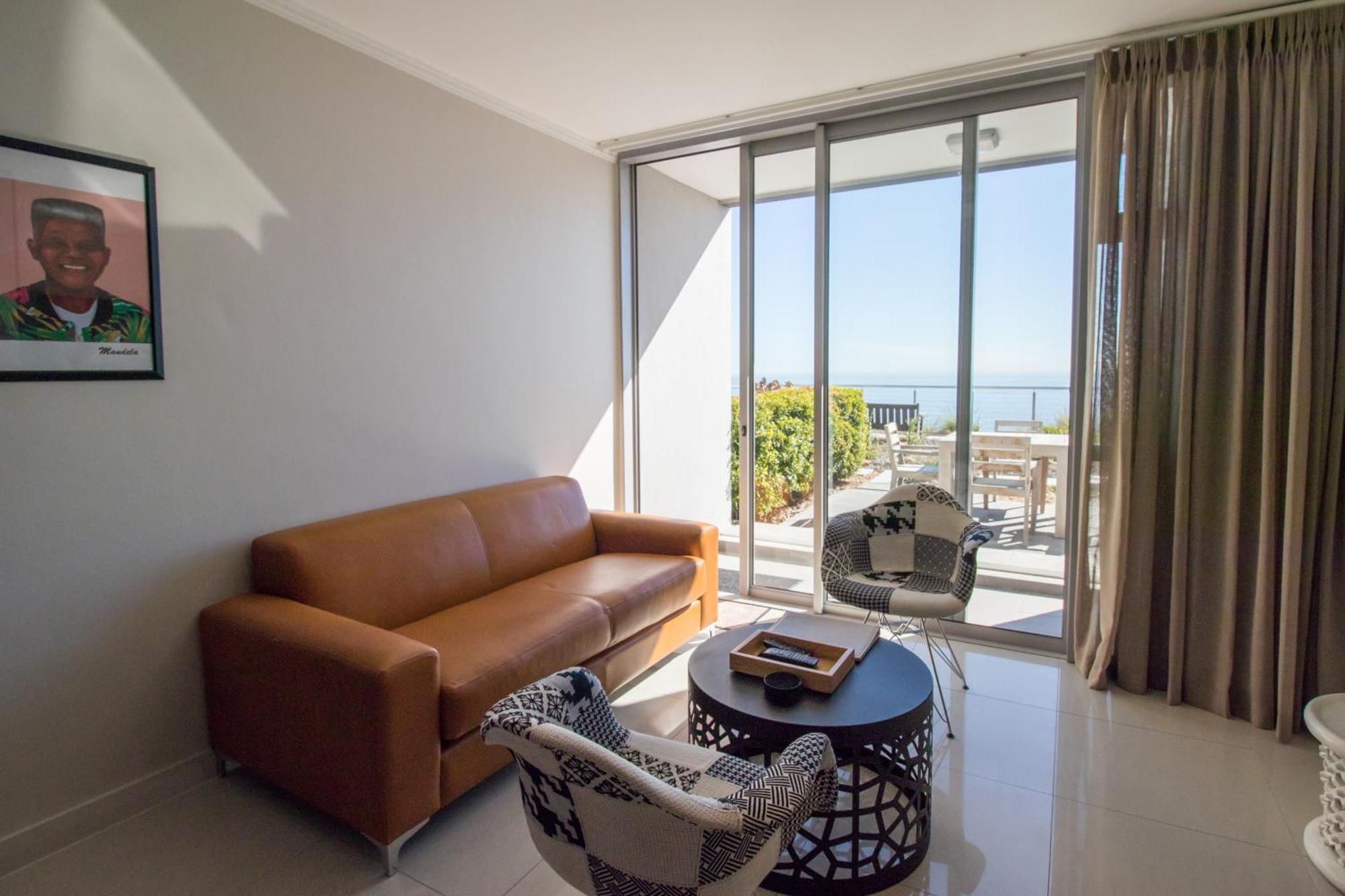 Aparthotel The Crystal 4*
