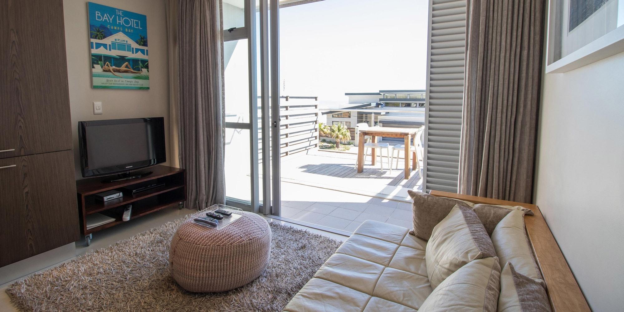 The Crystal Aparthotel 4*