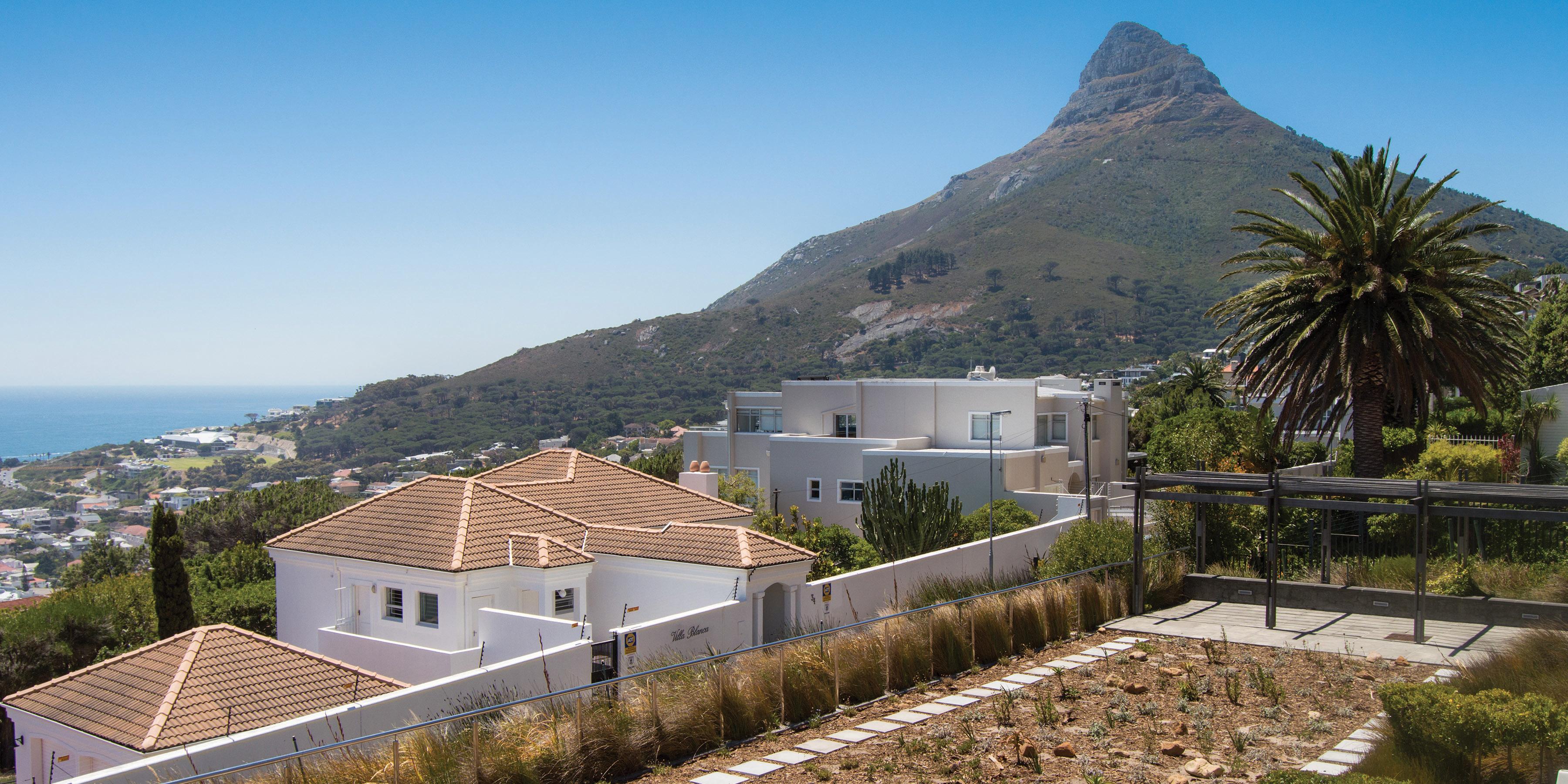 The Crystal Aparthotel 4*